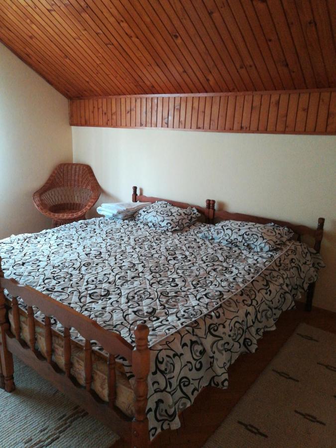 Kuca Maric Mackat Bed & Breakfast Exterior photo